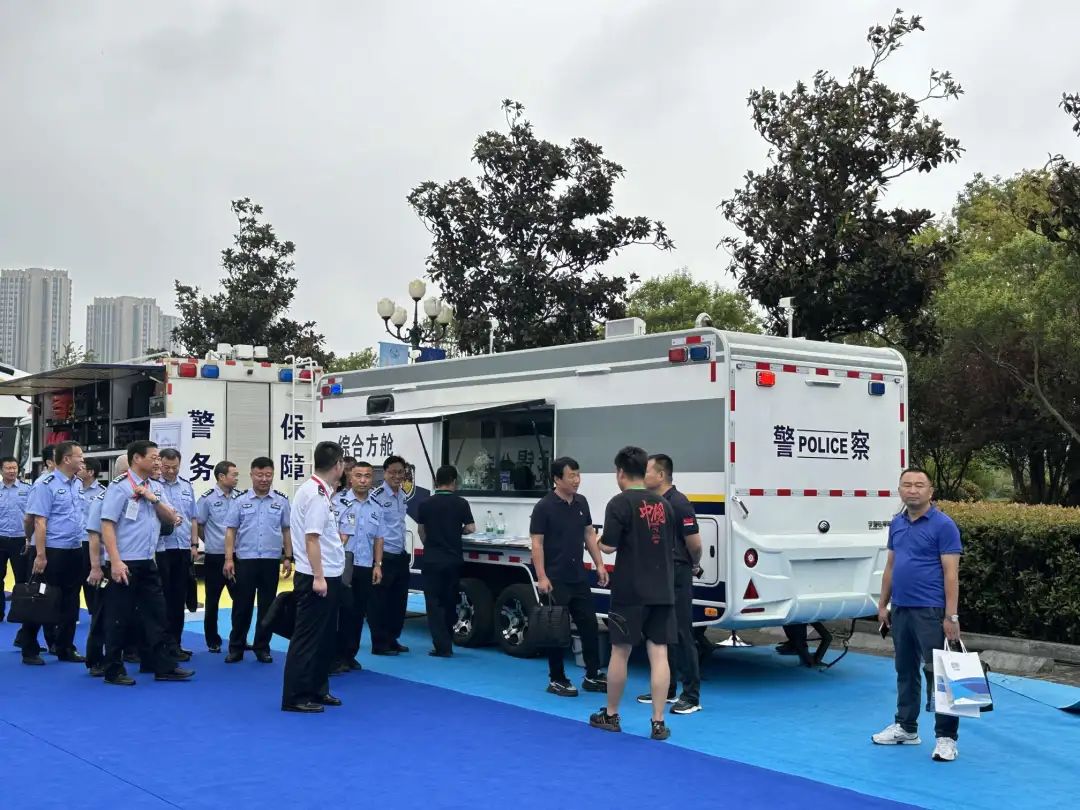 永盈会专用车亮相全球公共安全合作论坛（连云港），为全球普遍安全建设贡献力量